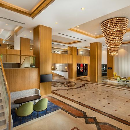 ホリデイ イン アーグラ Mg ロード エクステリア 写真 Lobby